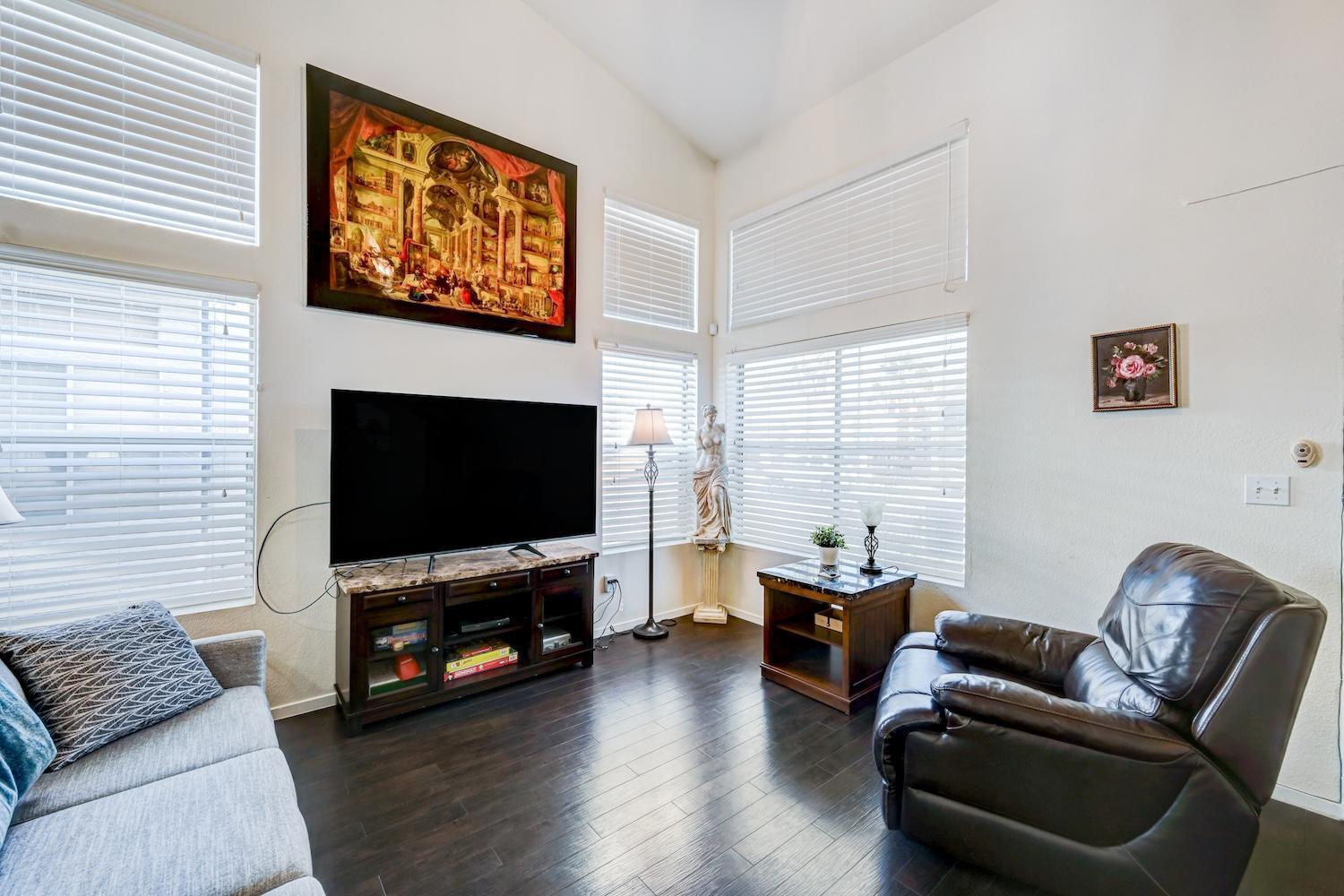 Chic Vegas Retreat: Near Attractions Сasa de vacaciones
